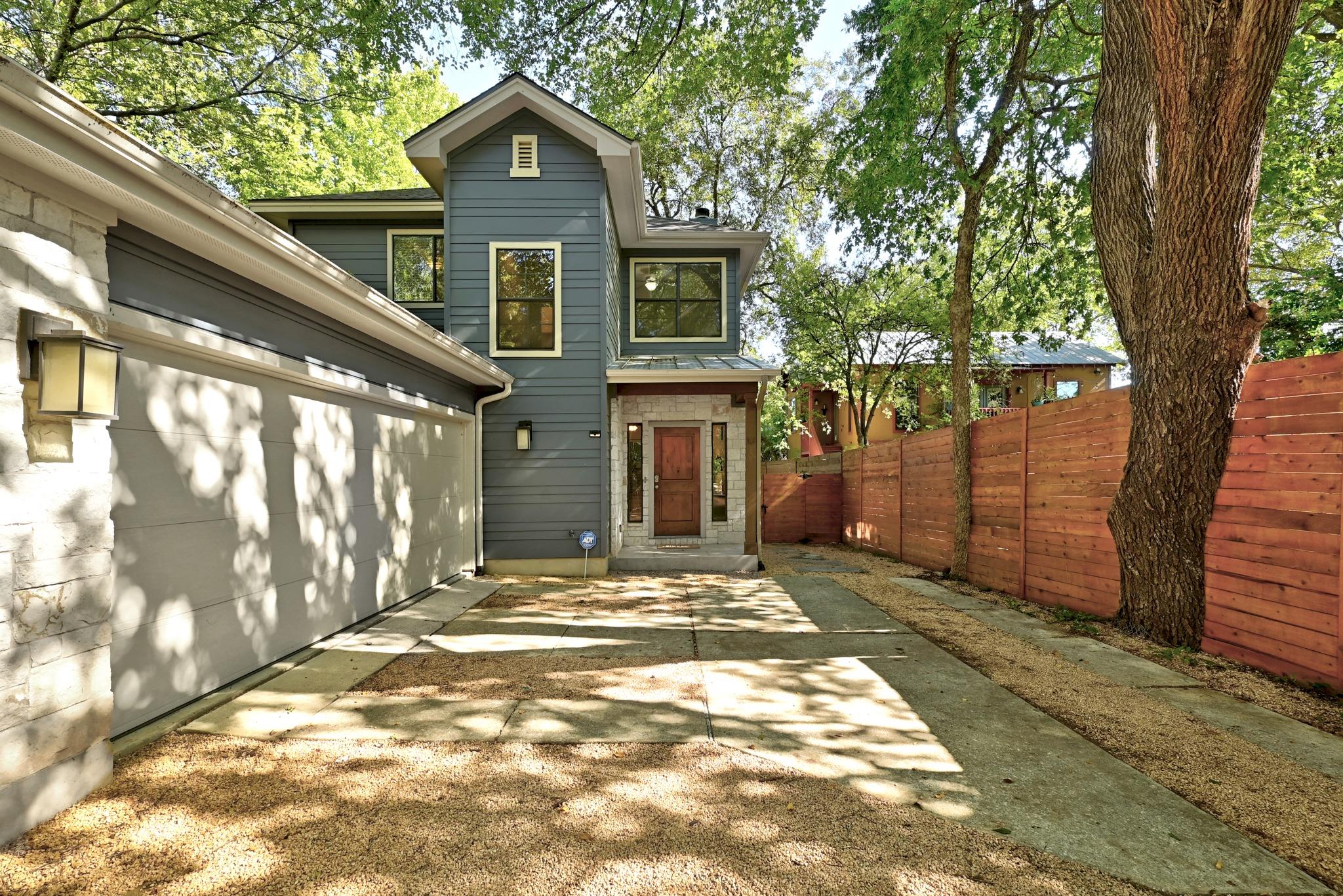 Listing photo 1 of 610  Fletcher St  #B