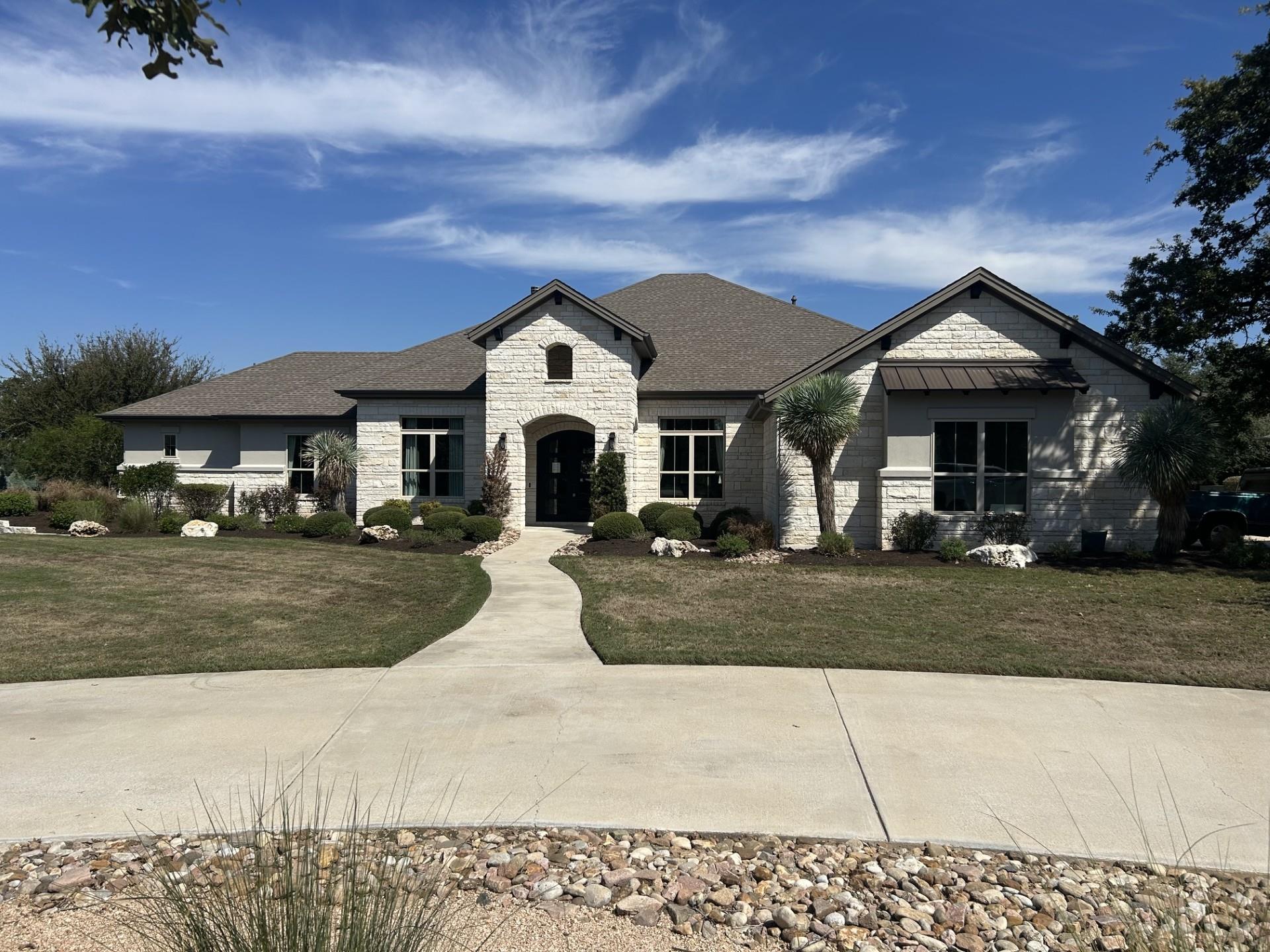 Foto del anuncio 1 de 200  Creek Crossing Dr