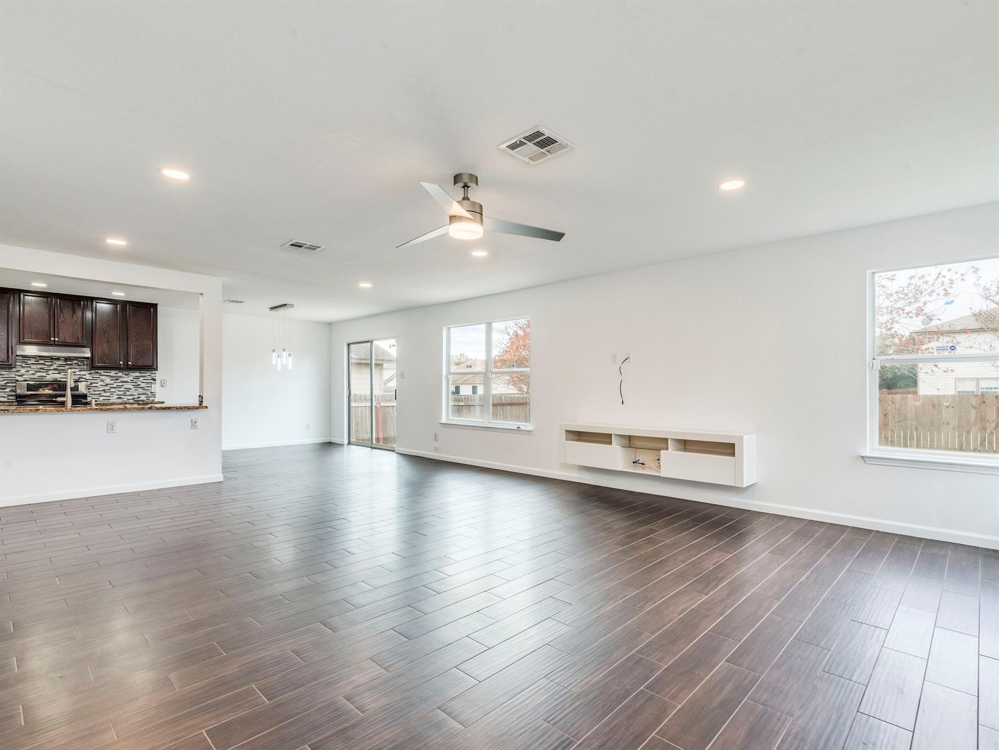 Listing photo 1 of 12825  Sexson Ridge Cv