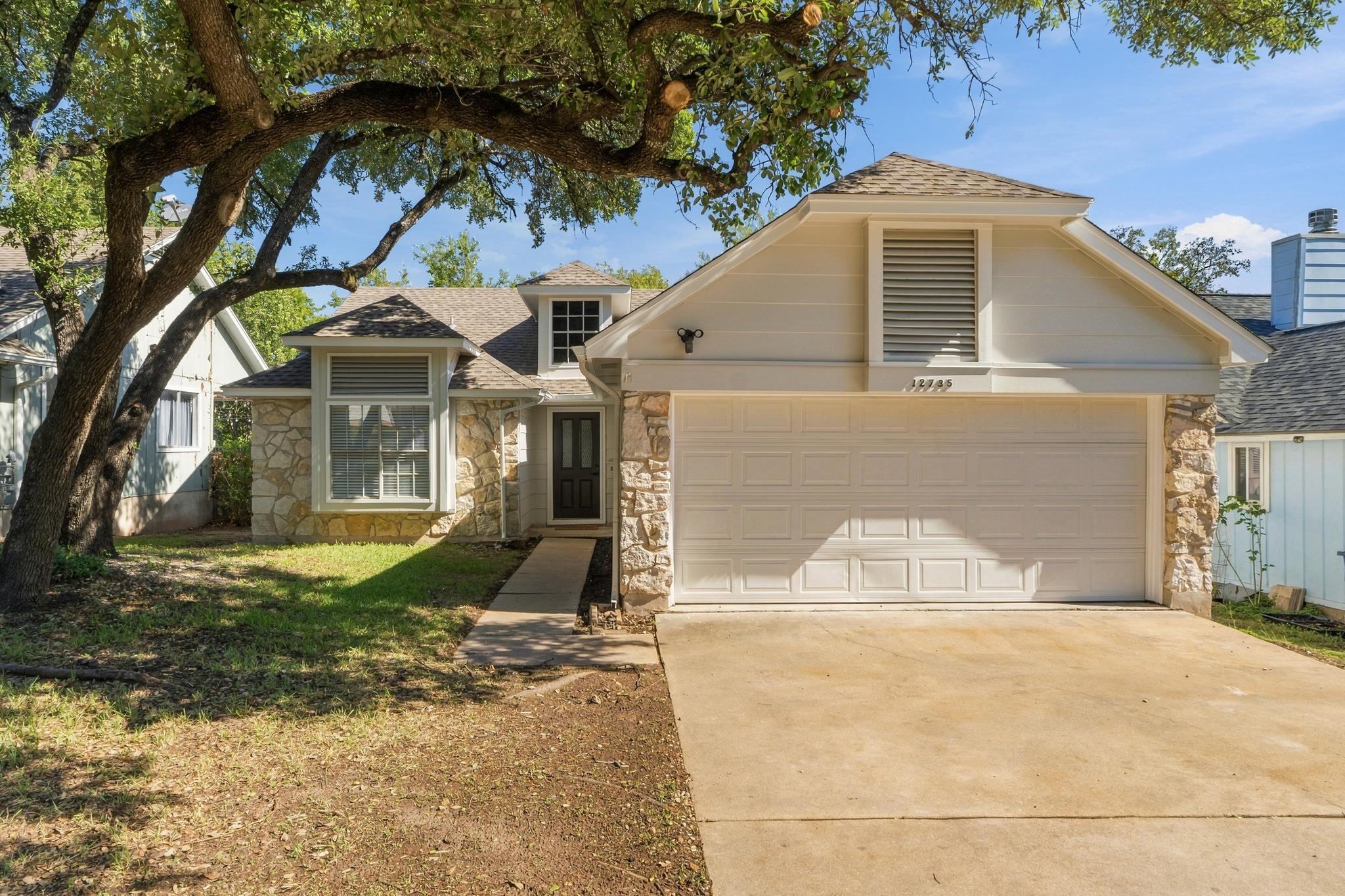 Listing photo 1 of 12735  Magnolia Mound Trl