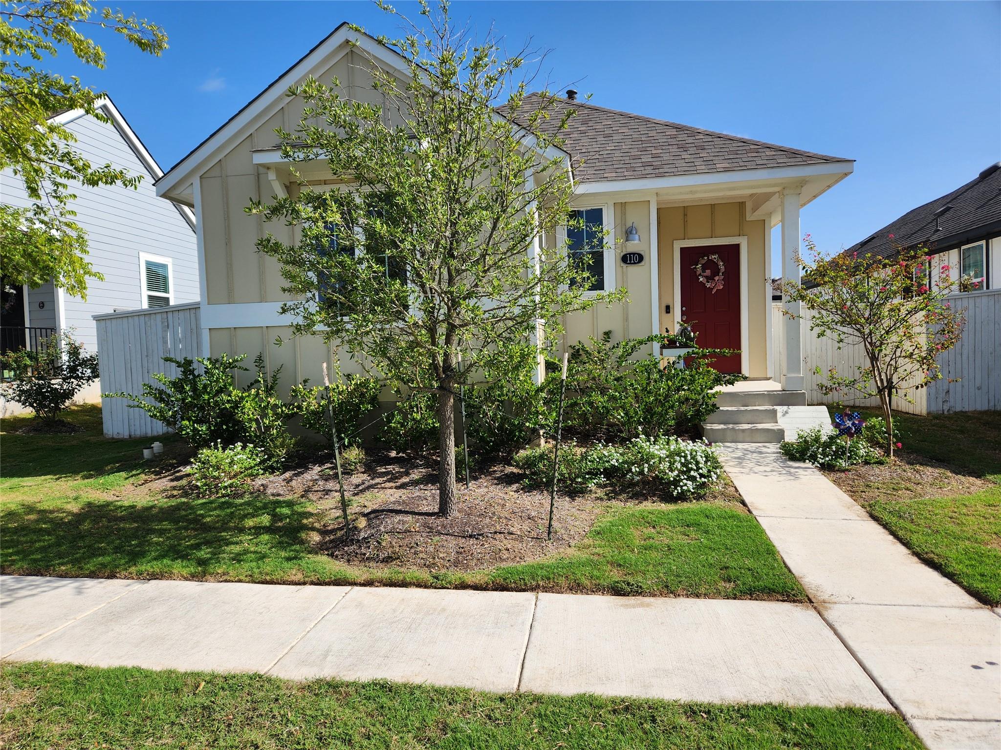 Listing photo 1 of 110  Huckleberry Ln
