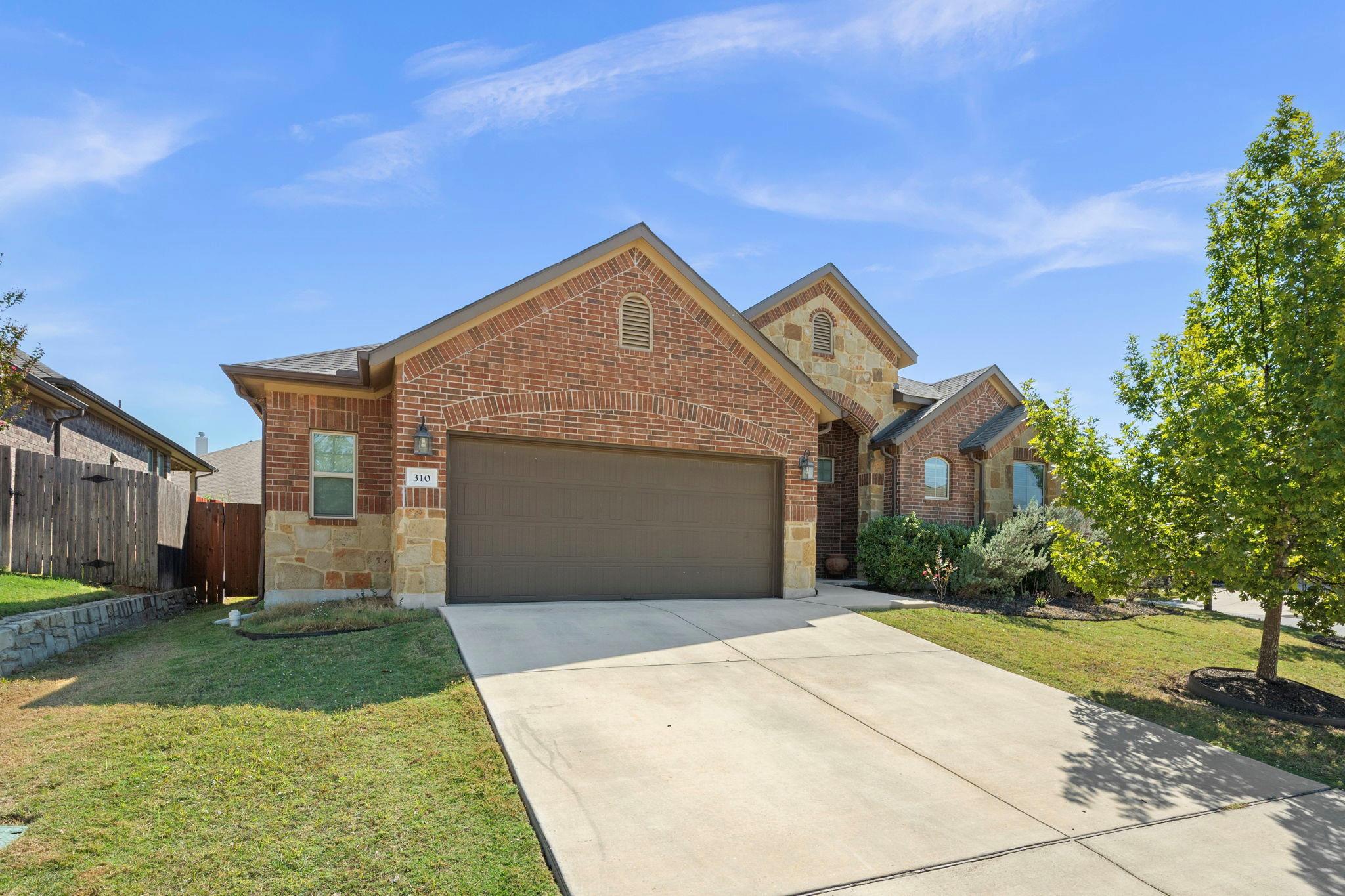 Listing photo of 310  Betony Loop