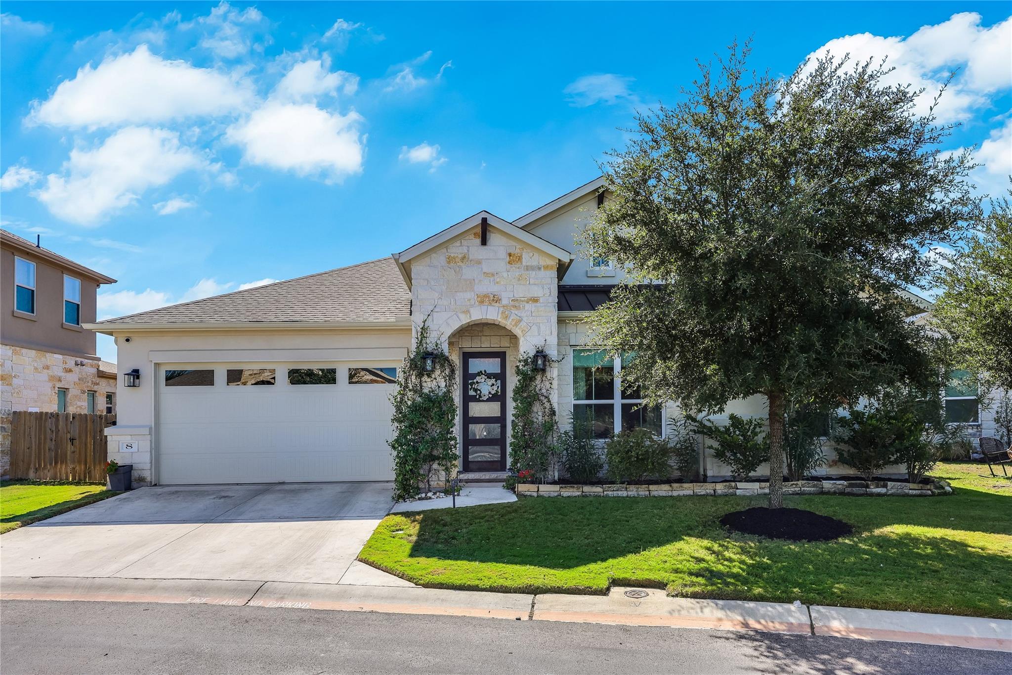 Listing photo 1 of 3750 E Palm Valley Blvd  #8