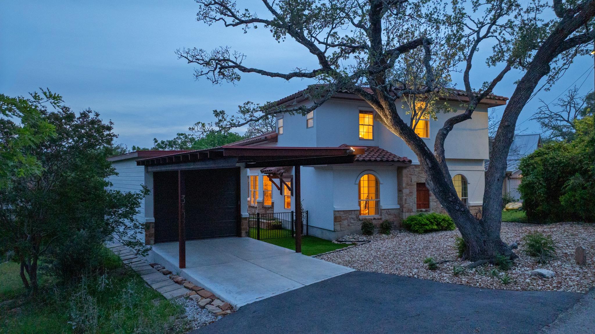 Listing photo 1 of 3107  Frijolita St