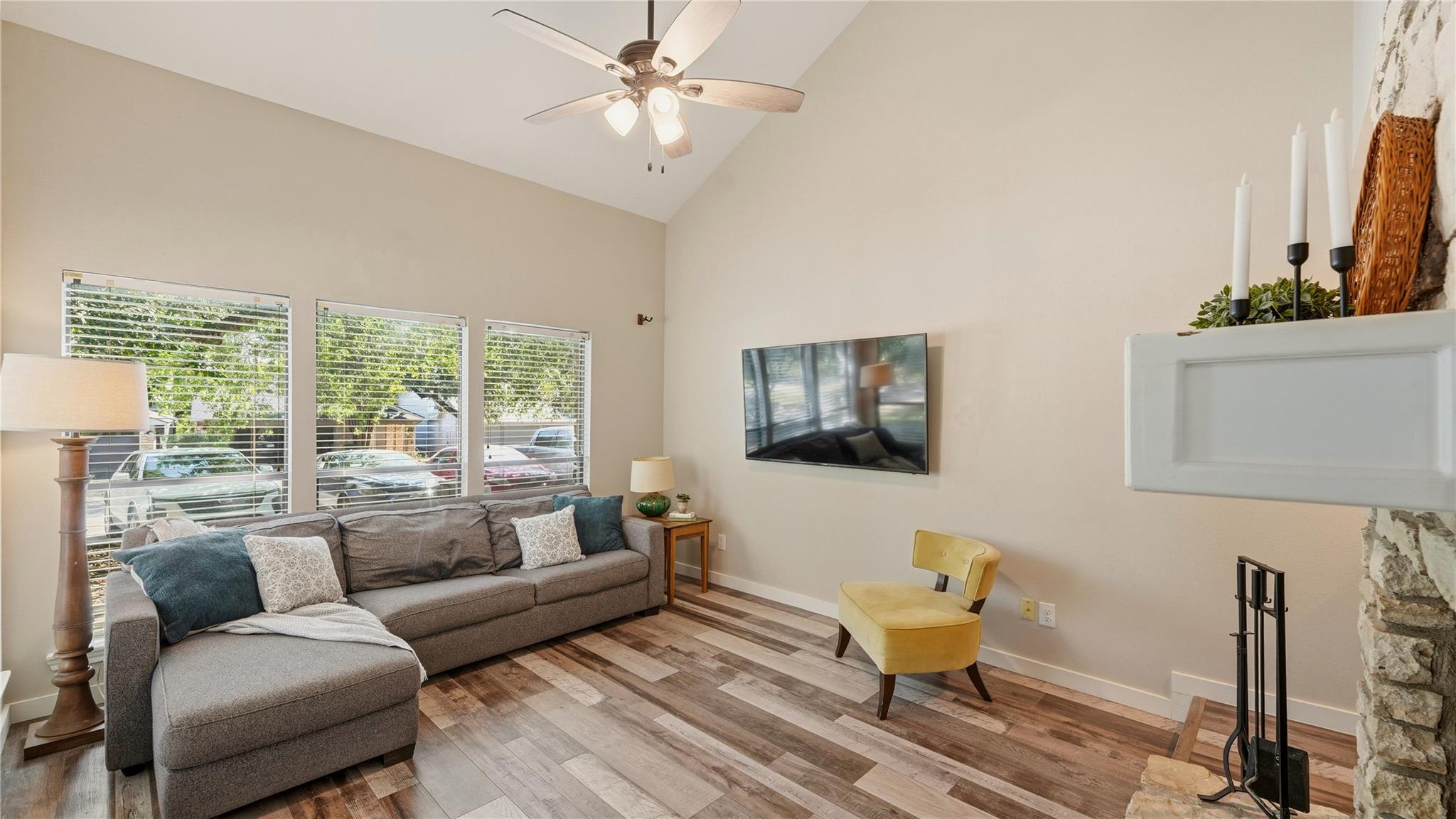 Listing photo 1 of 32  Cypress Pt