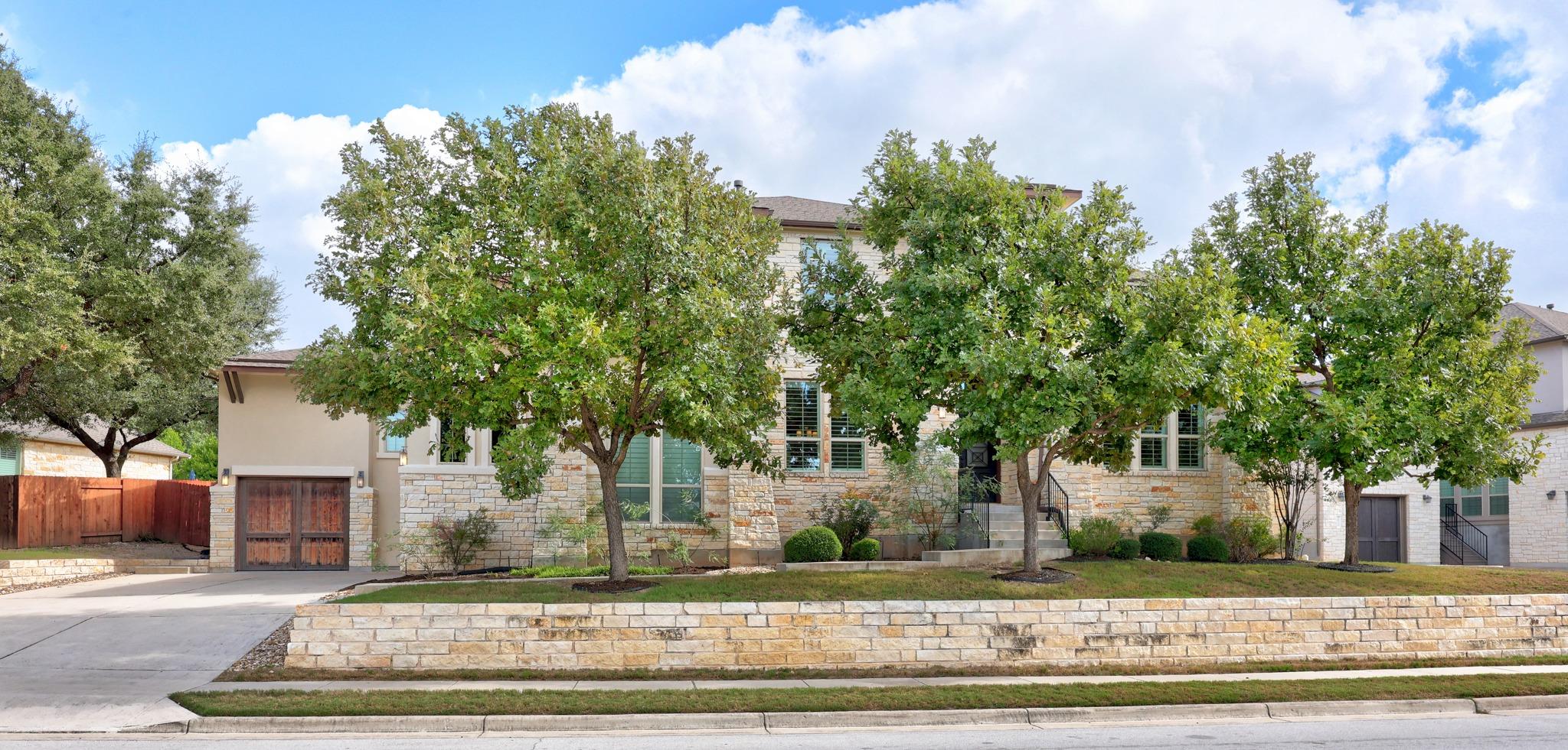 Ảnh nhà đang rao bán 1 của 2817  Grand Oaks Loop