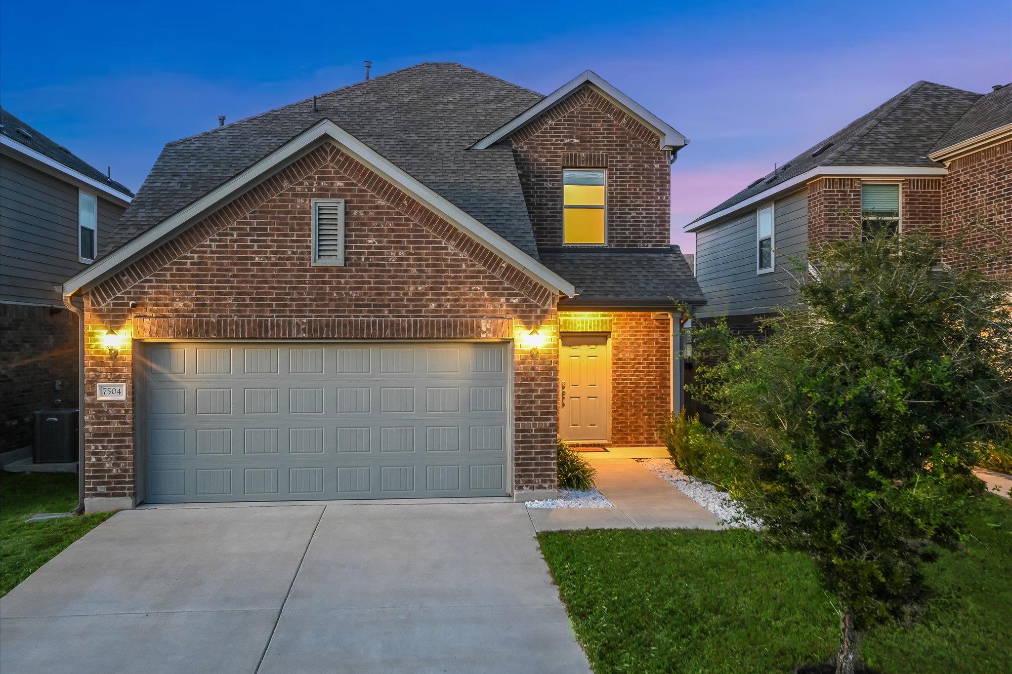 Listing photo 1 of 7504  Elk Grove Path