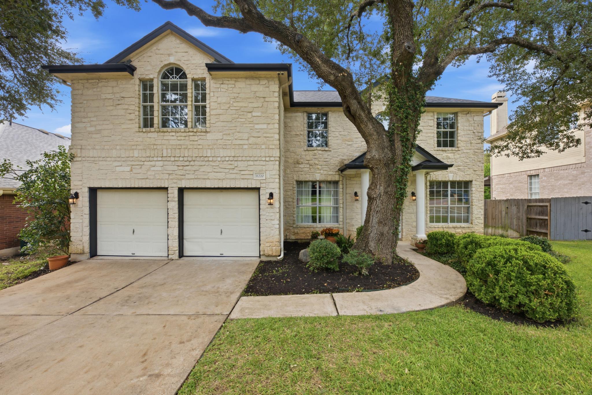 Listing photo 1 of 11220 S Bay Ln