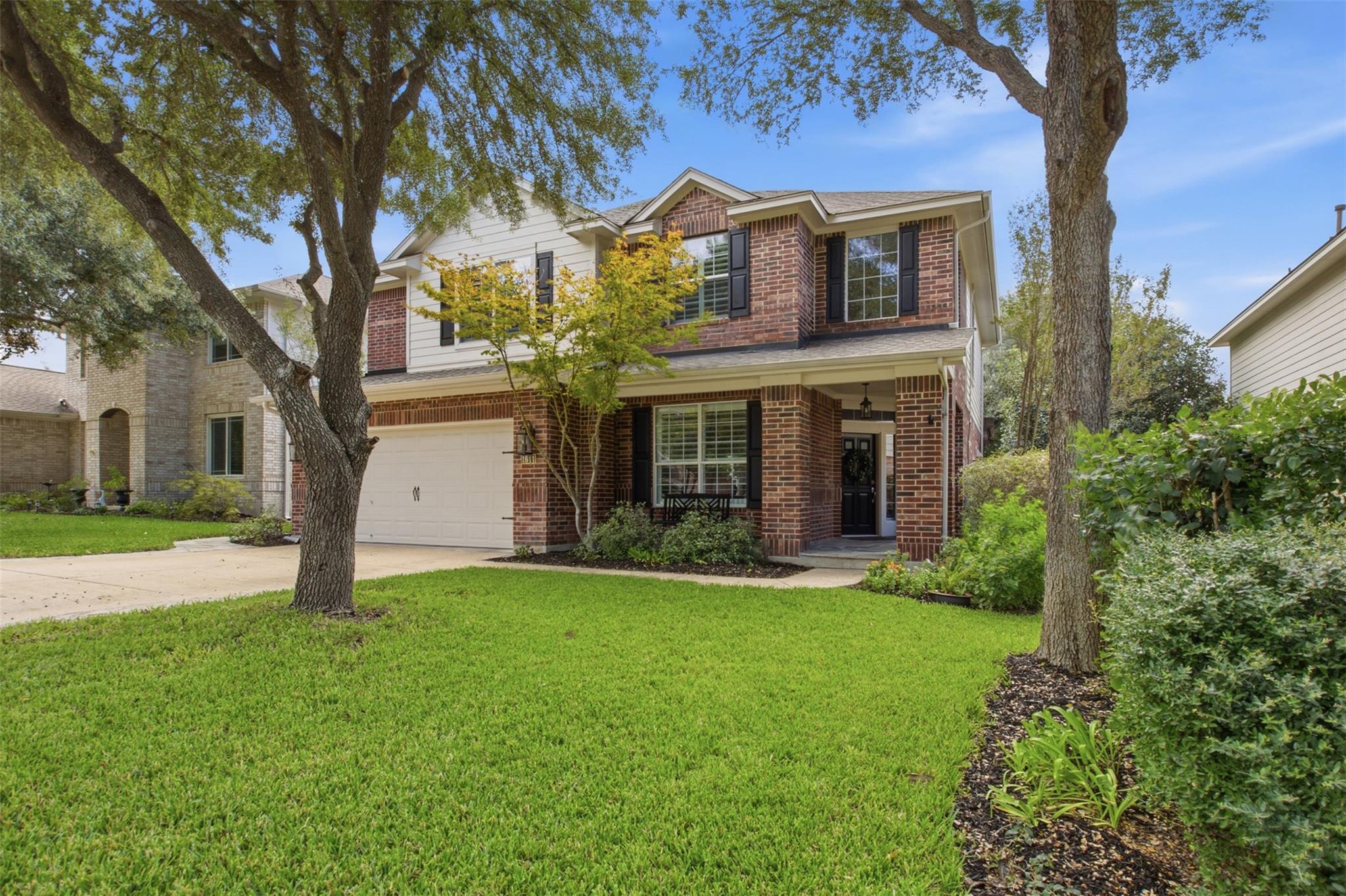 Listing photo 1 of 1611  Sienna Dr