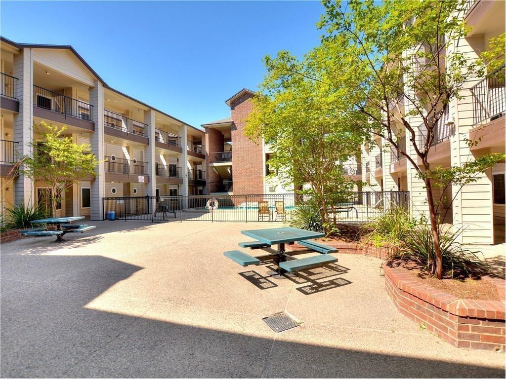 Listing photo 1 of 501 W 26th St  #104