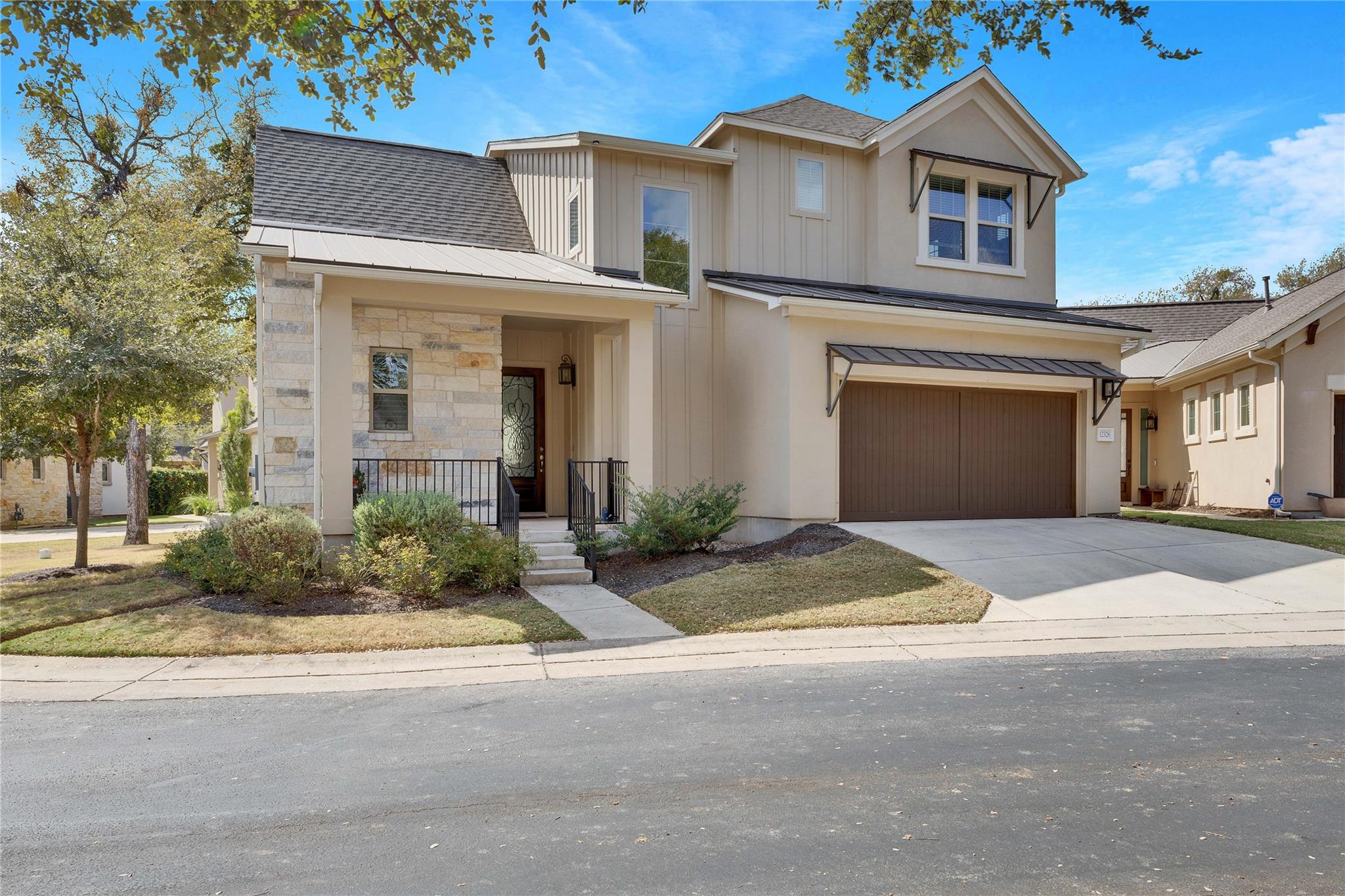 Listing photo 1 of 12328  Reserve Creek Dr
