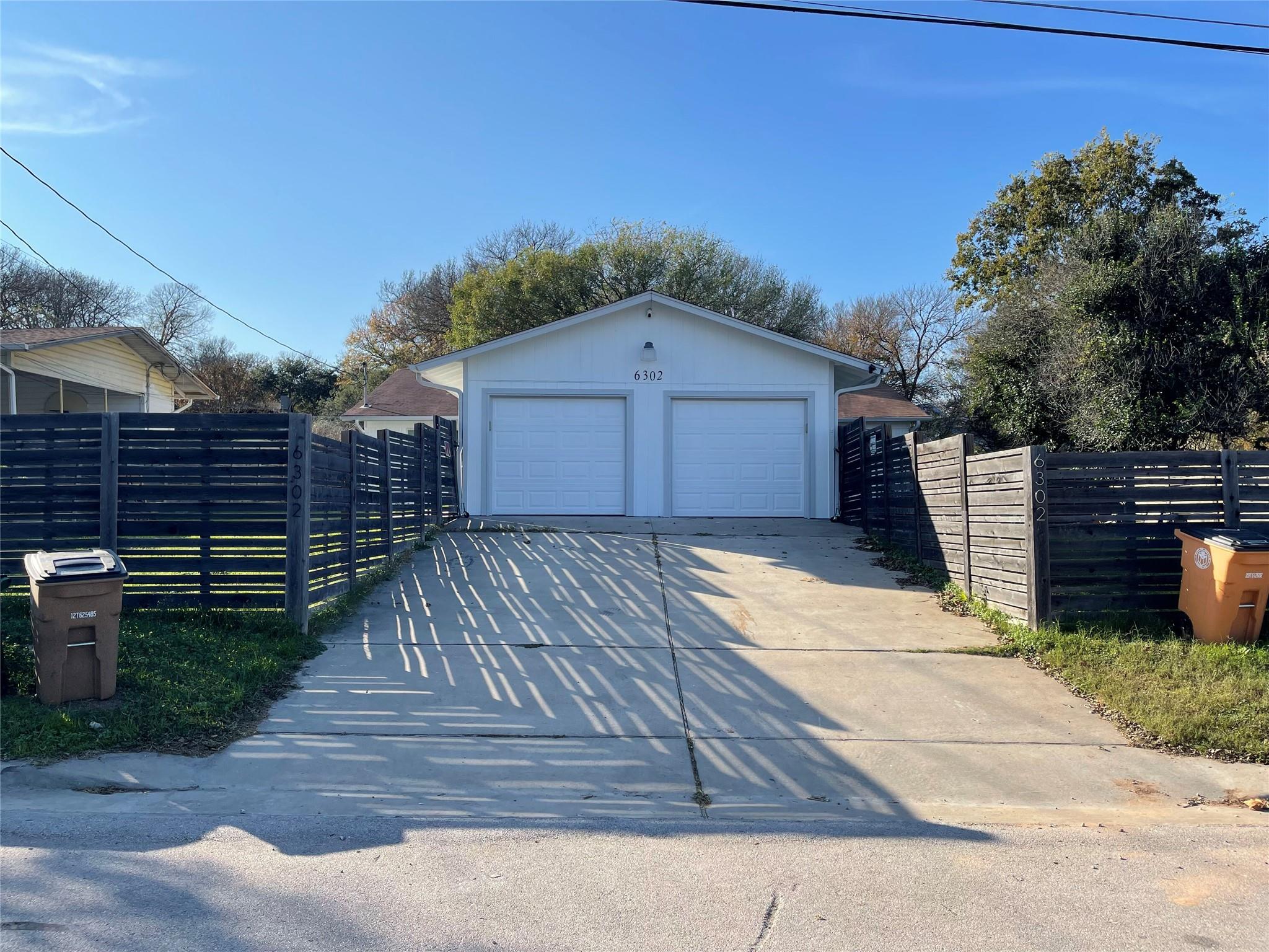 Listing photo 1 of 6302  Arnold Dr  #A