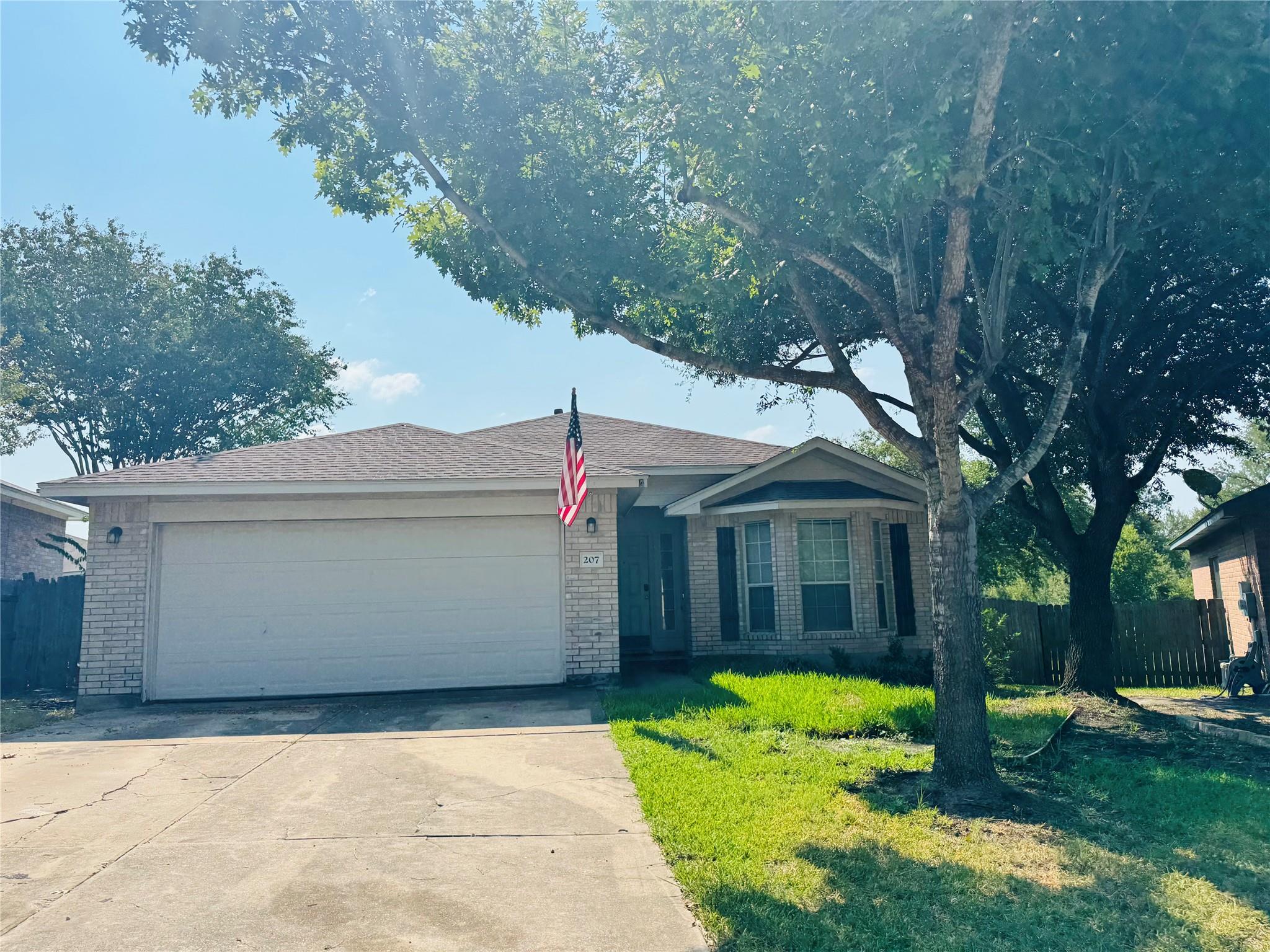Listing photo 1 of 207  Wilderness Trl