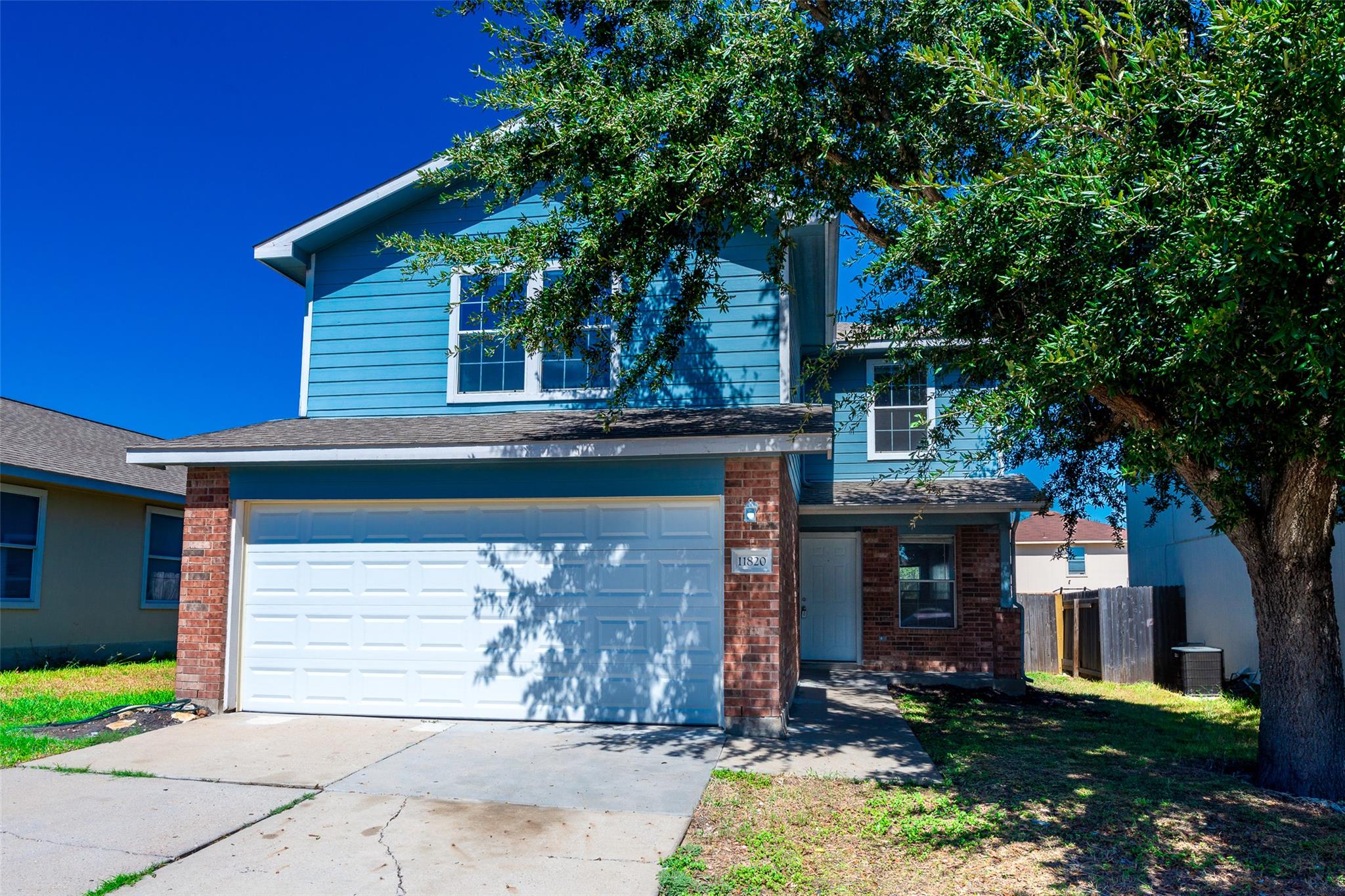 Listing photo 1 of 11820  Savanna Canyon Ct