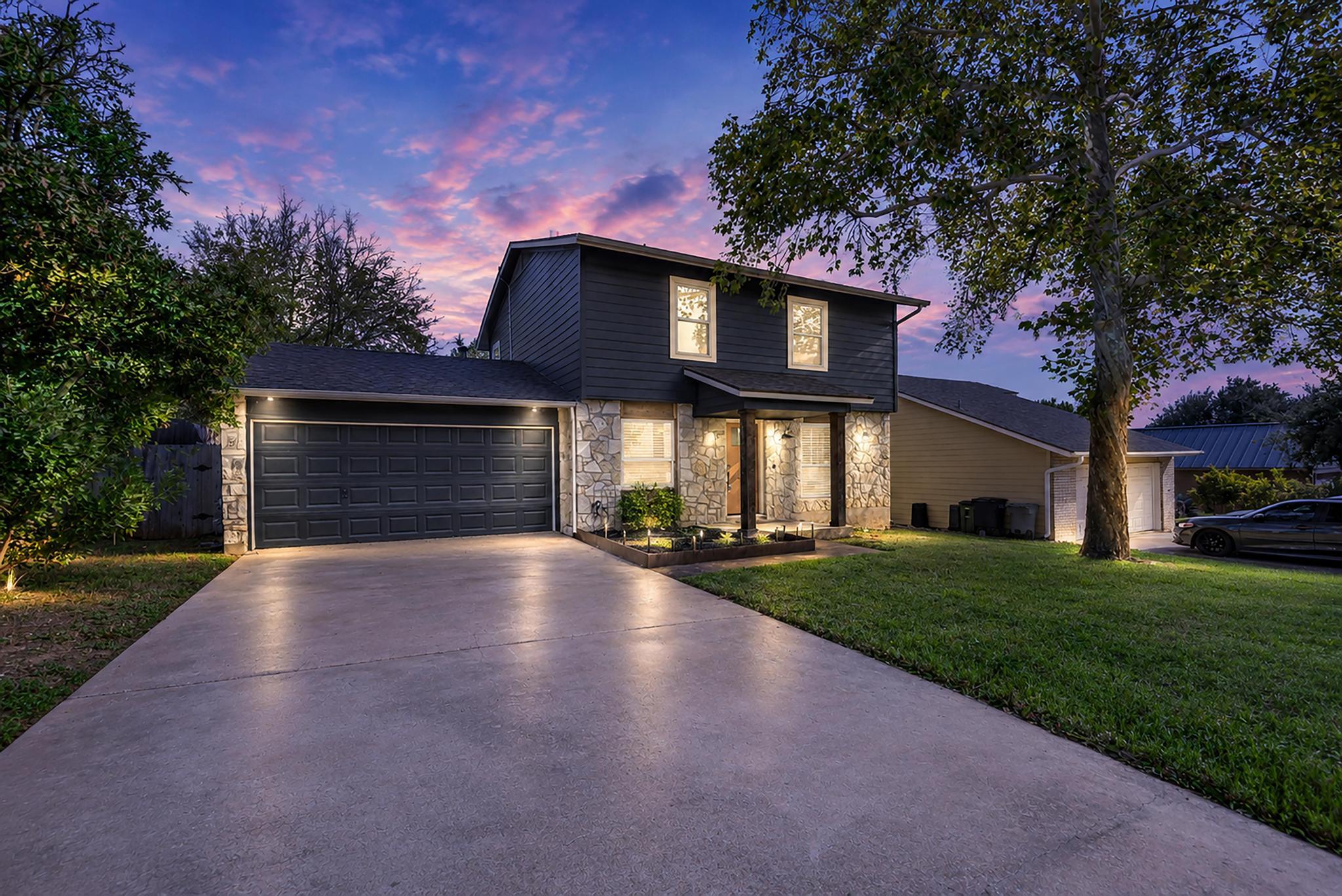 Listing photo 1 of 4708  Adelphi Ln