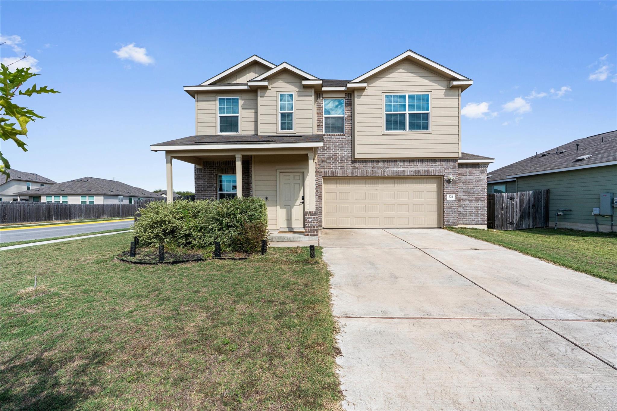 Listing photo 1 of 270  Crystal River Rd