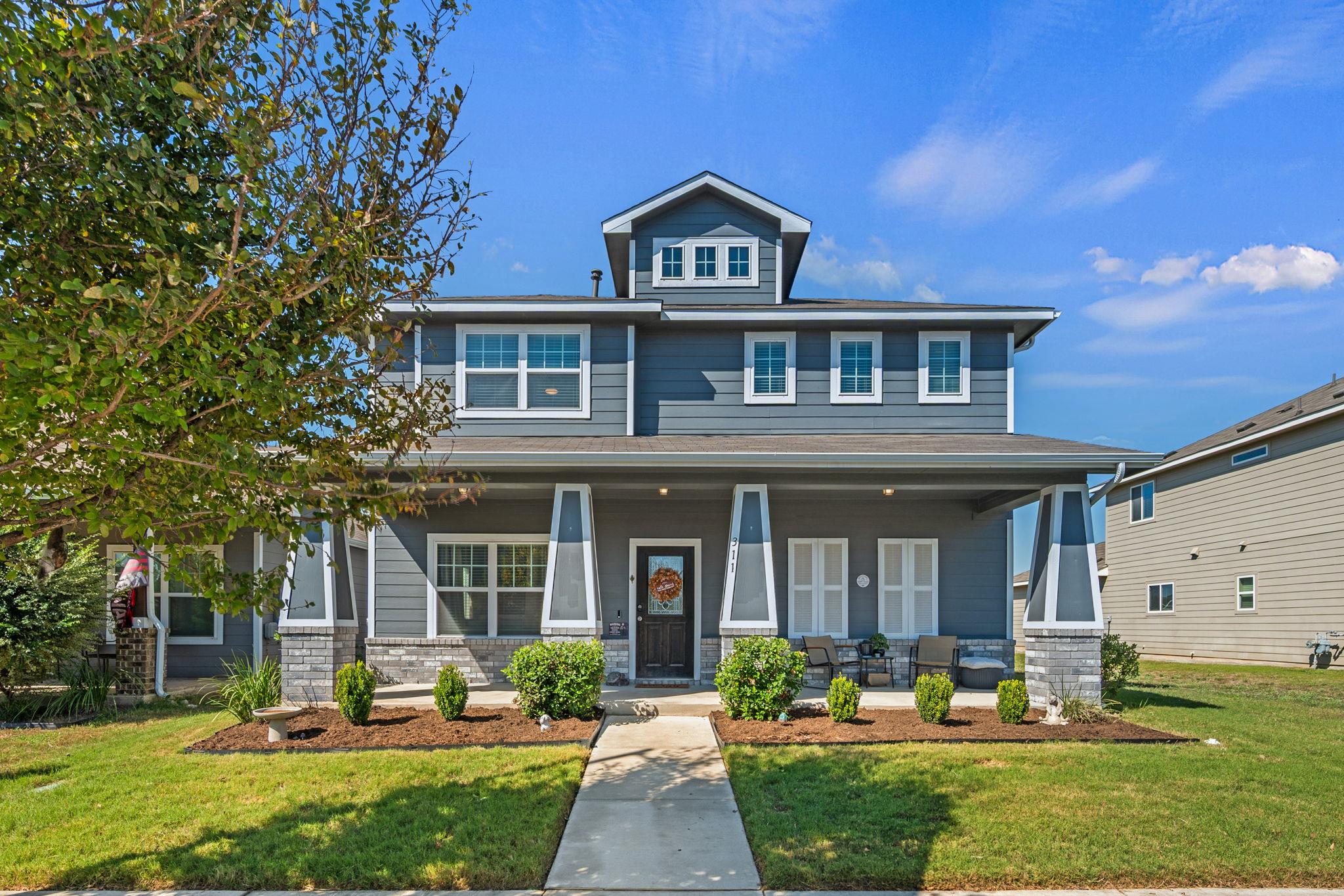 Listing photo of 311  Charter Oak Dr