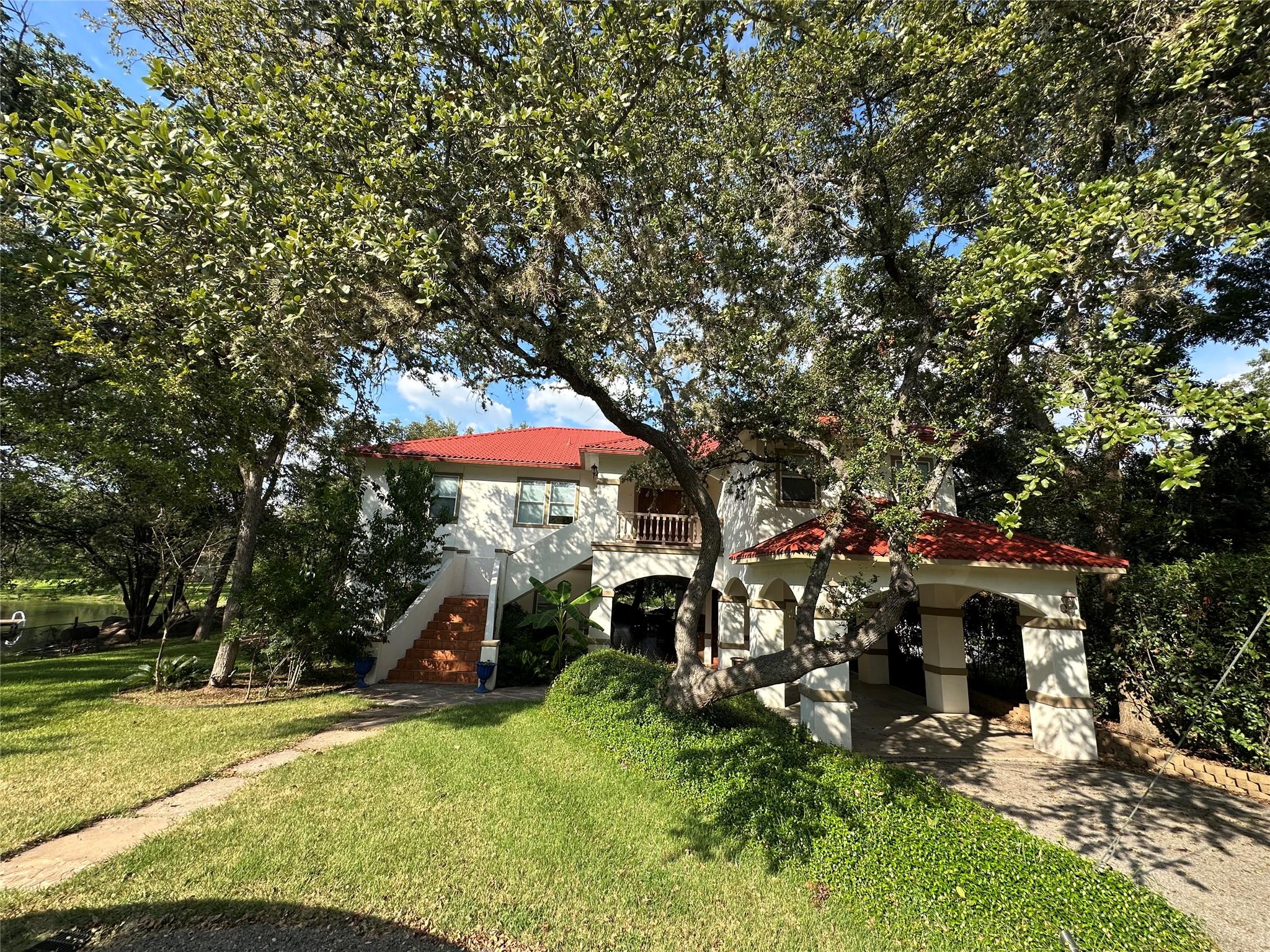 Ảnh nhà đang rao bán 1 của 327  Elm Lodge Dr
