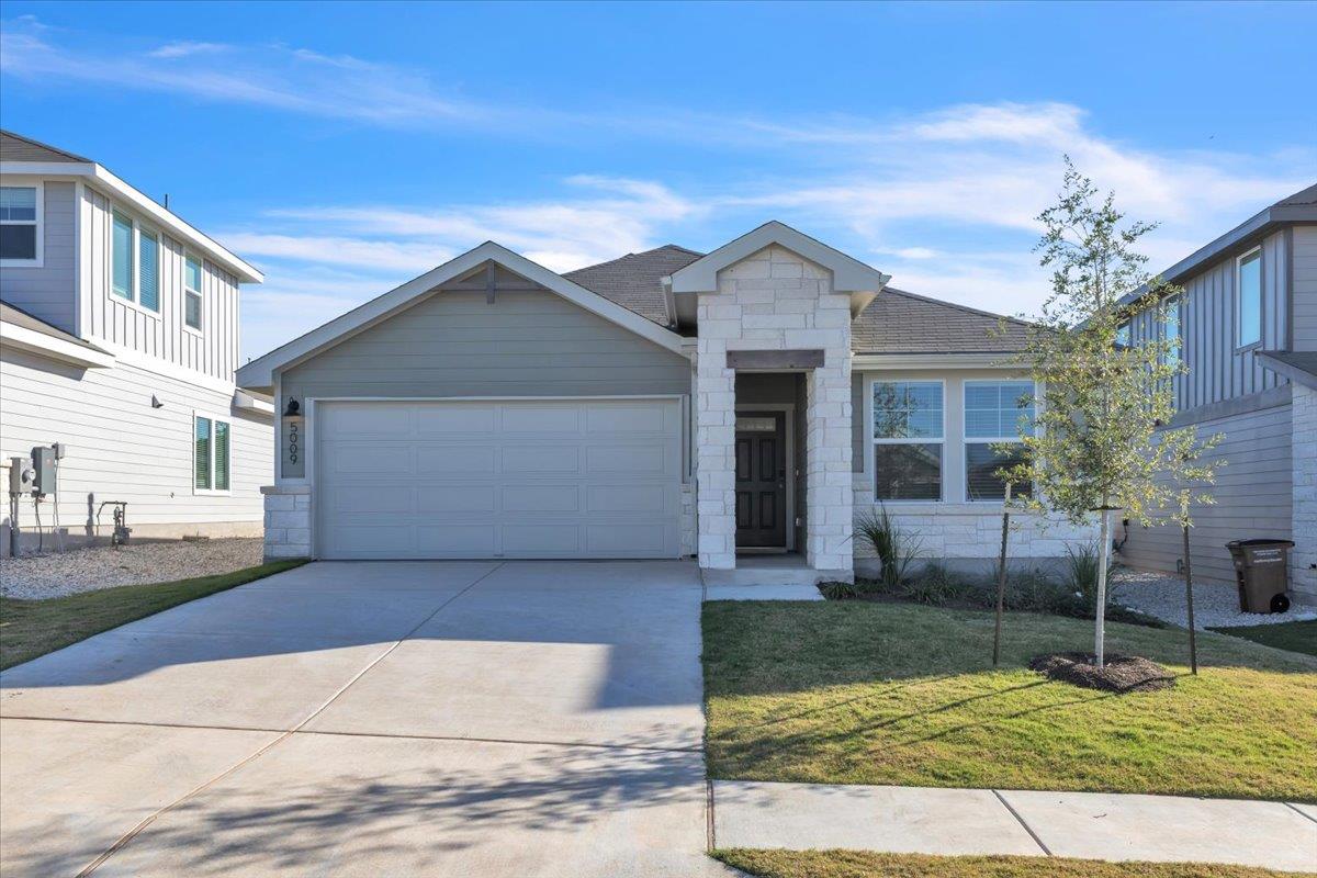 Listing photo 1 of 5009  Hazelnut Ln
