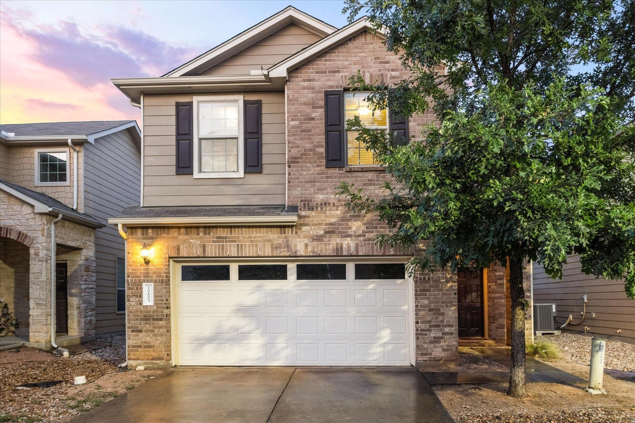 Listing photo 1 of 10605  Portico Ln