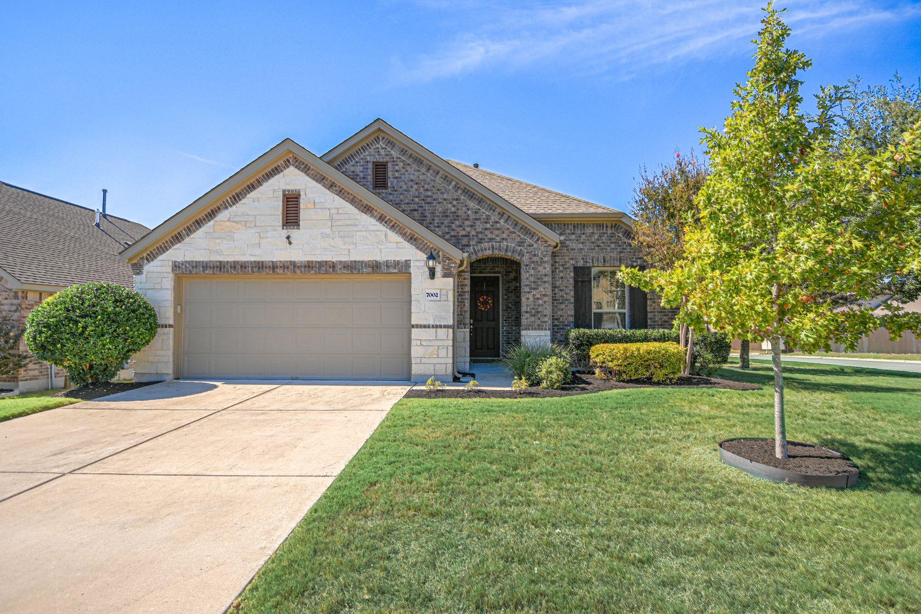 Listing photo 1 of 7002  Etna Way