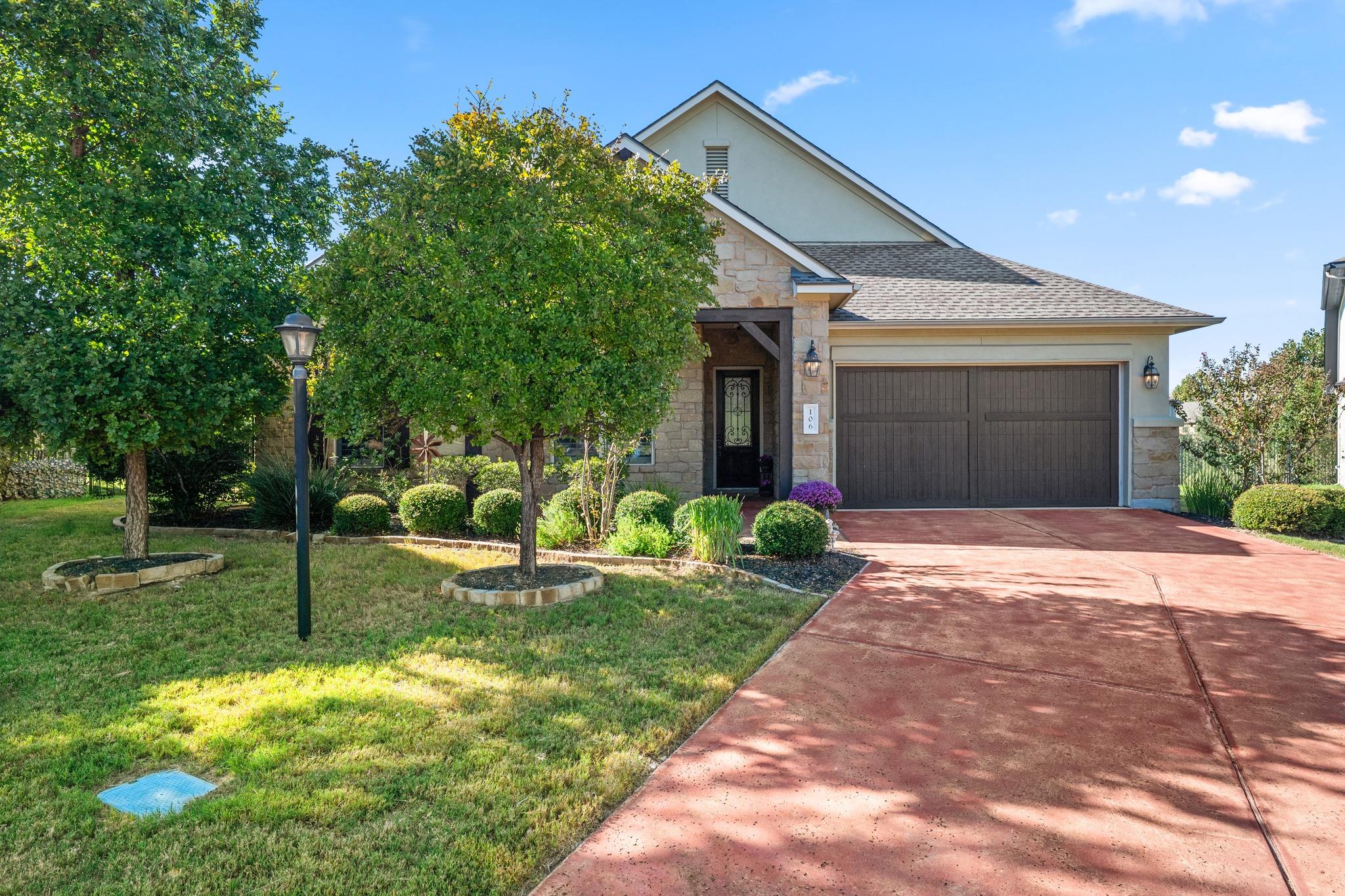 Listing photo 1 of 106  Edinburgh Isle Ct