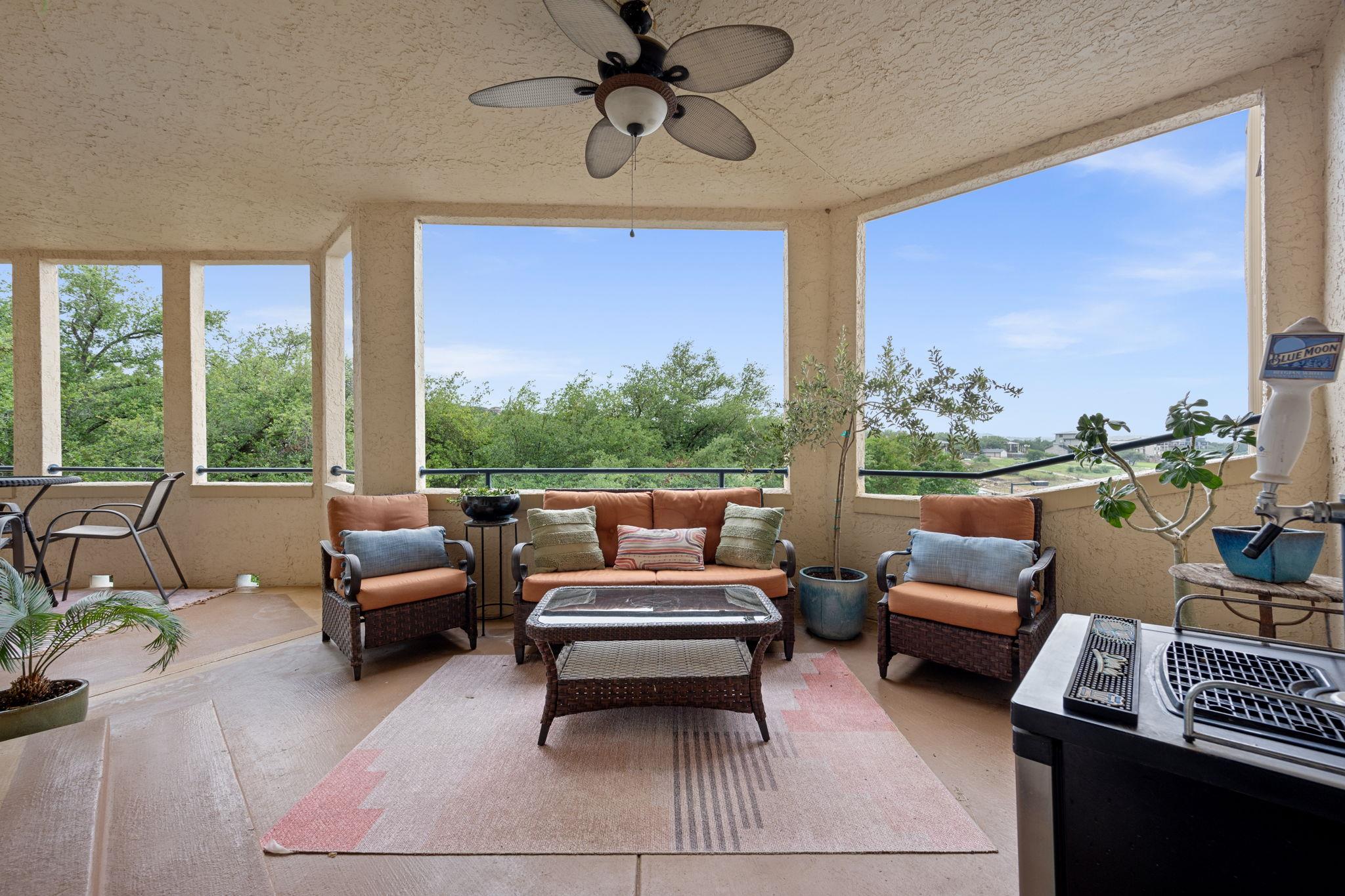 Foto del anuncio 1 de 3404  American Dr  #3111