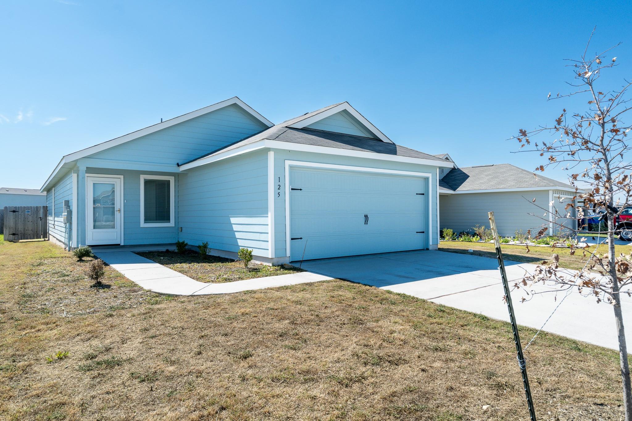 Listing photo 1 of 125  Cattle Queen Rd