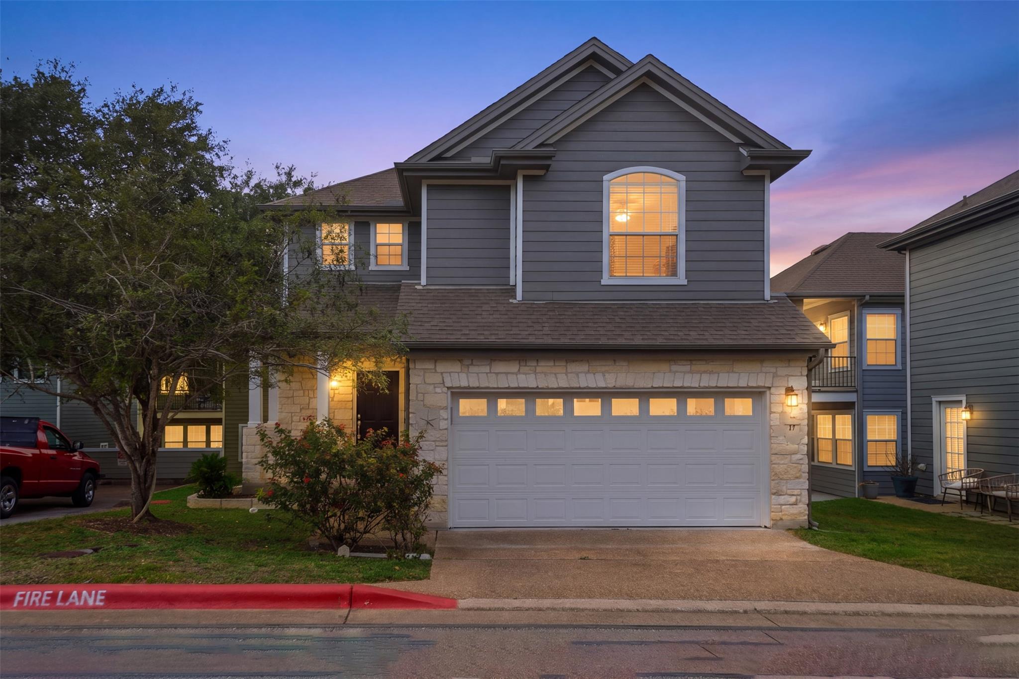 Listing photo 1 of 6715  Windrift Way  #17