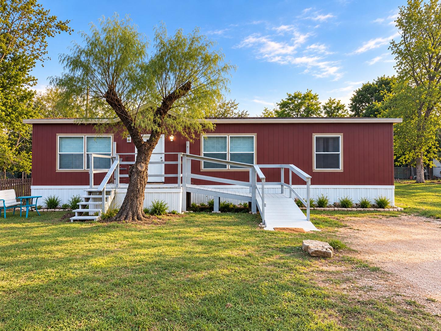 Listing photo 1 of 130  Jewel Ln