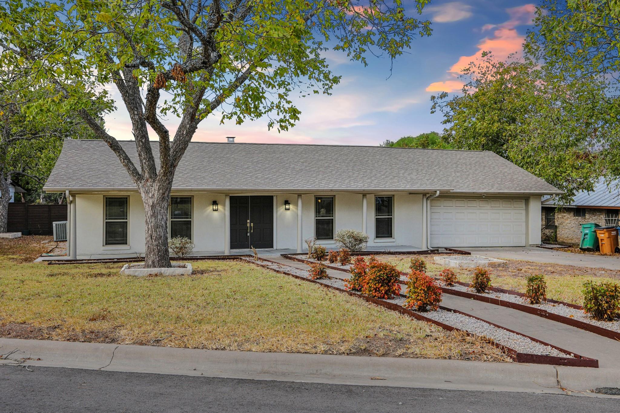 Listing photo of 5500  Pendleton Ln