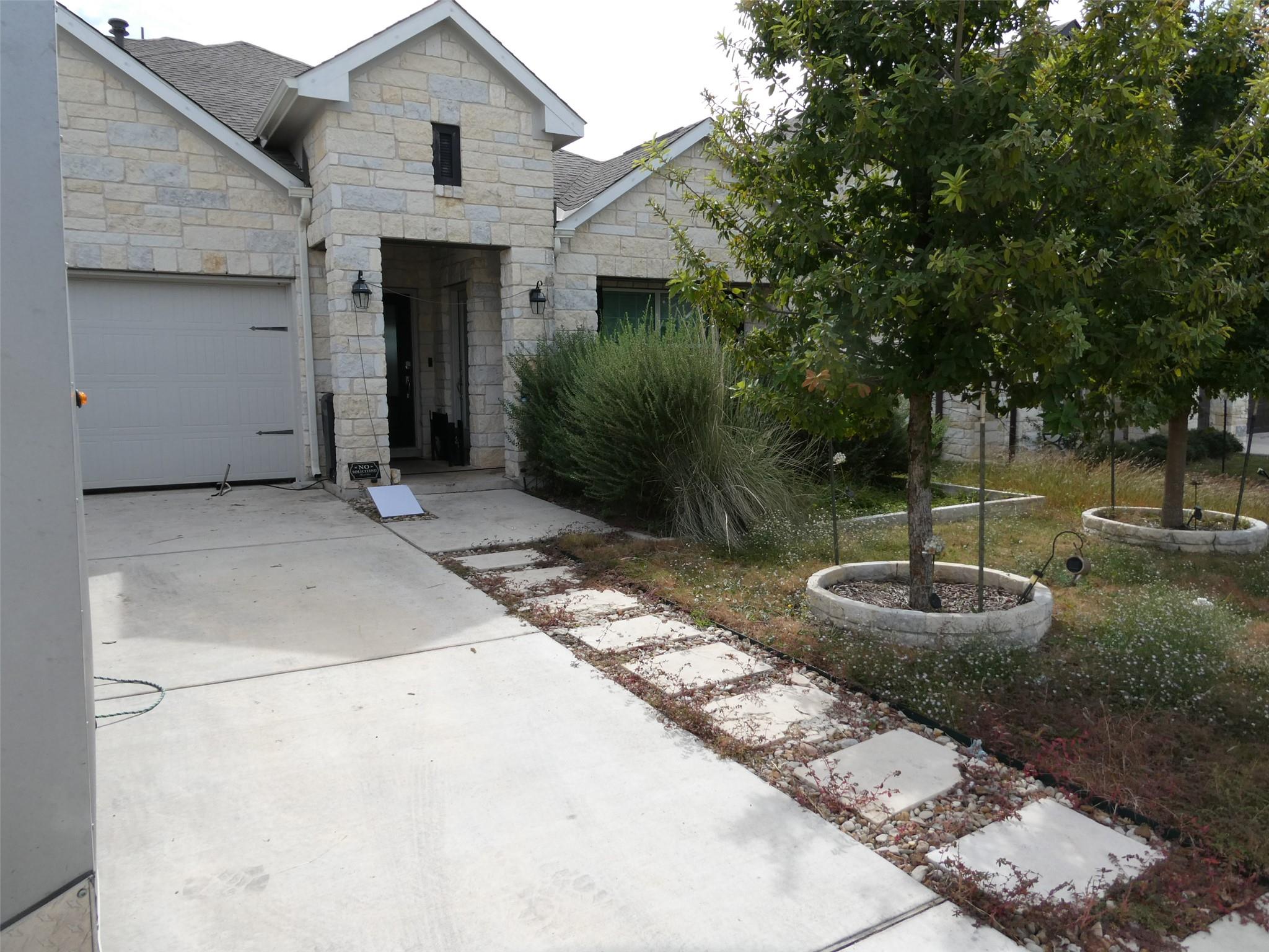 Listing photo of 512  PANZANO Dr