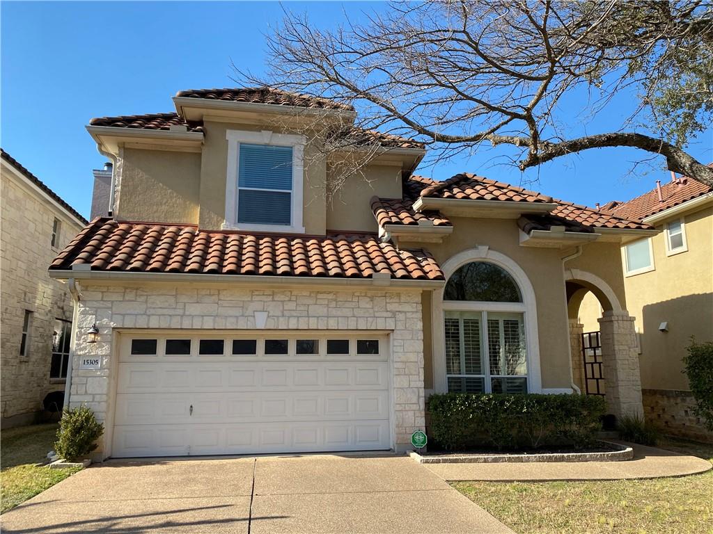 Listing photo 1 of 15305  Interlachen Dr