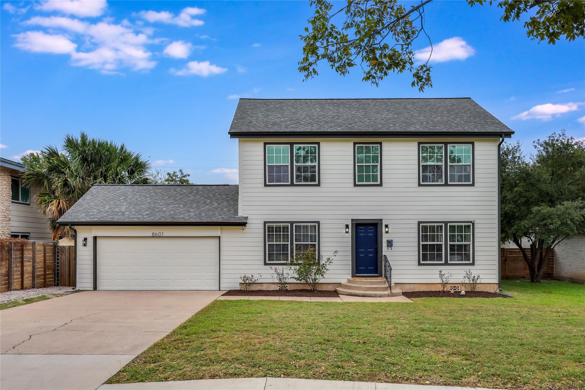 Listing photo 1 of 8601  Putnam Drive None