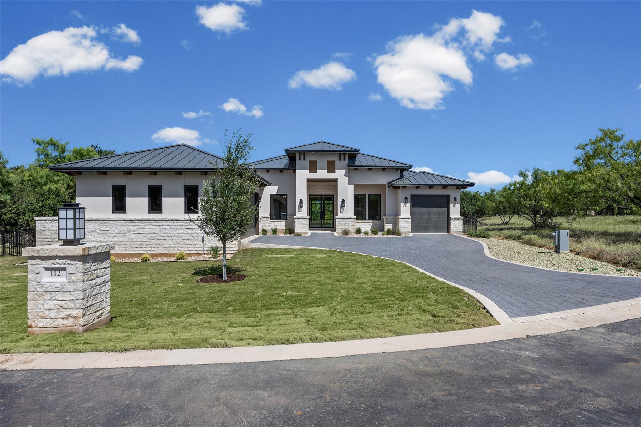 Listing photo 1 of 112  Winchester None