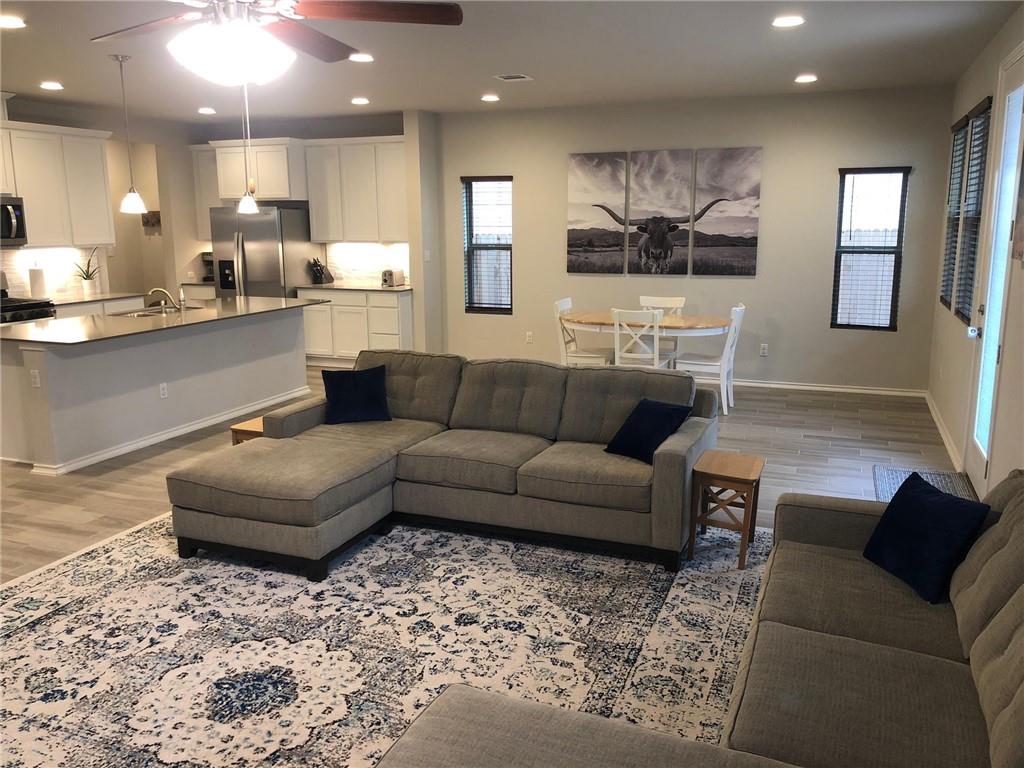 Listing photo 1 of 9104  Silica Dr