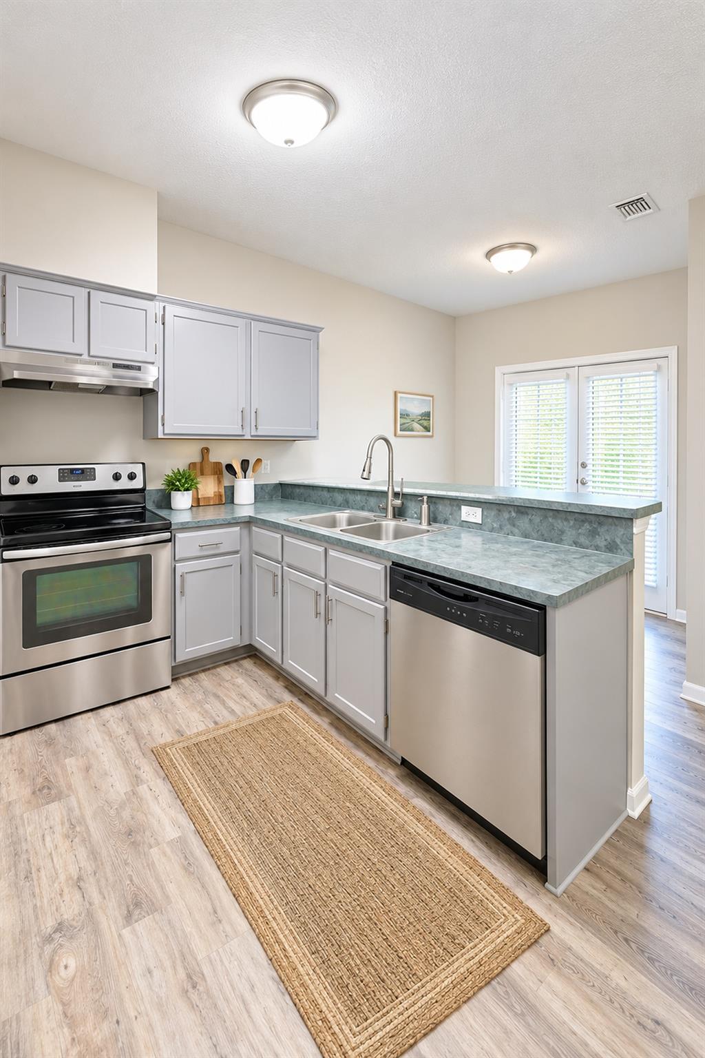 Functional kitchen design showcases classic cabin
