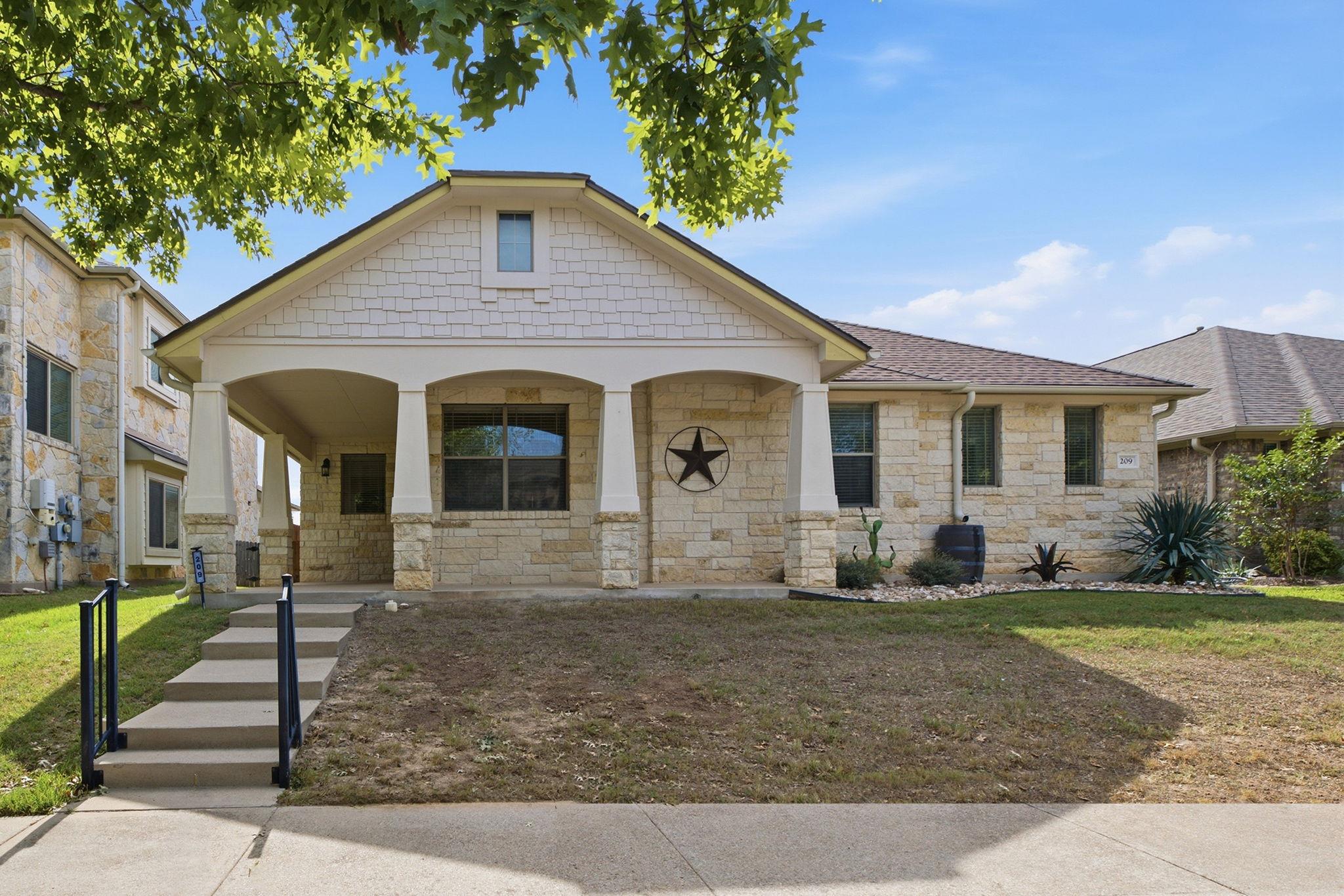 Listing photo of 209  Sycamore St