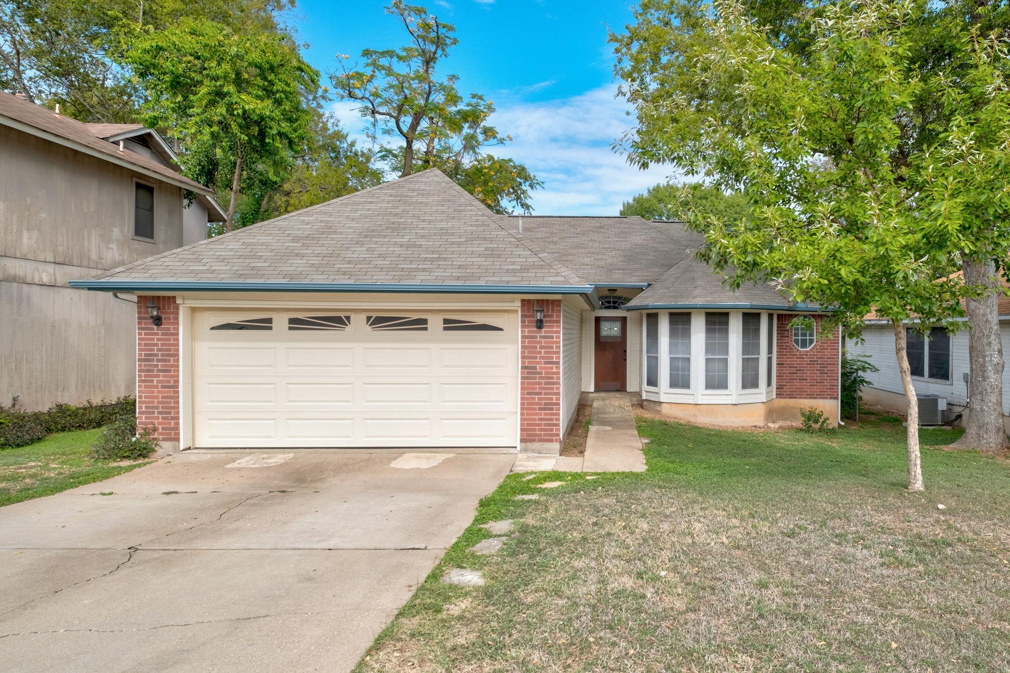 Listing photo 1 of 5404  China Berry Rd