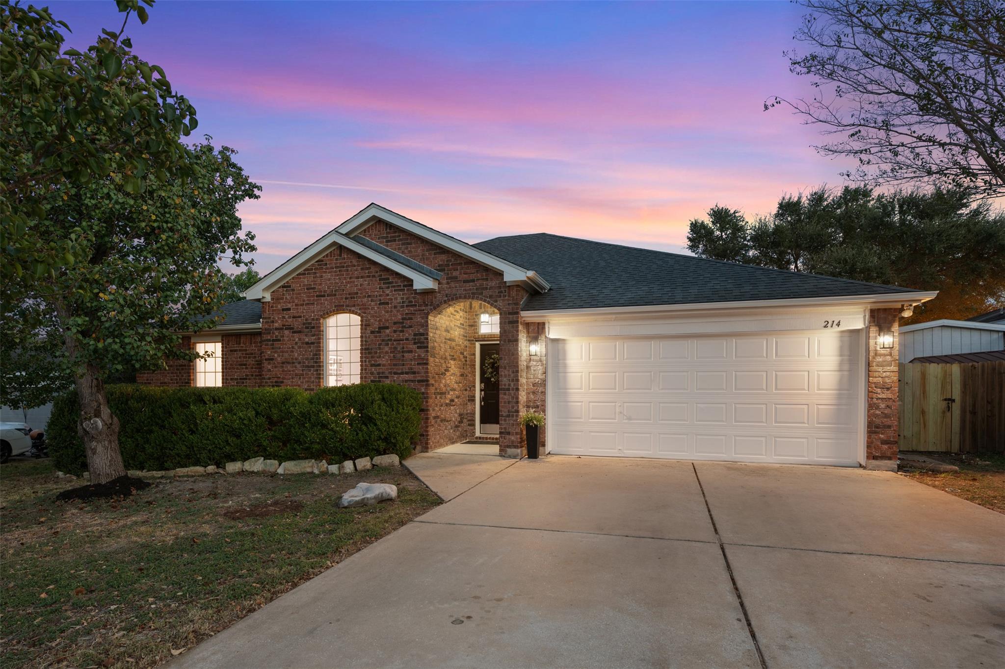 Listing photo 1 of 214  Johnny's Way
