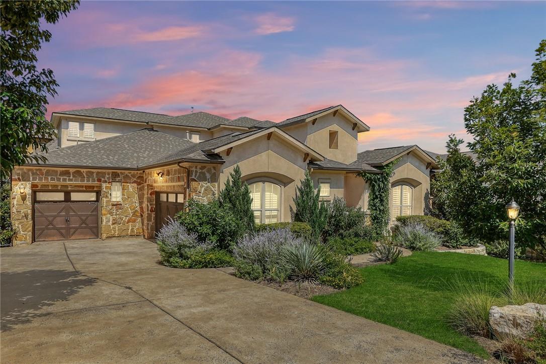 Listing photo 1 of 304  Duffy Ln