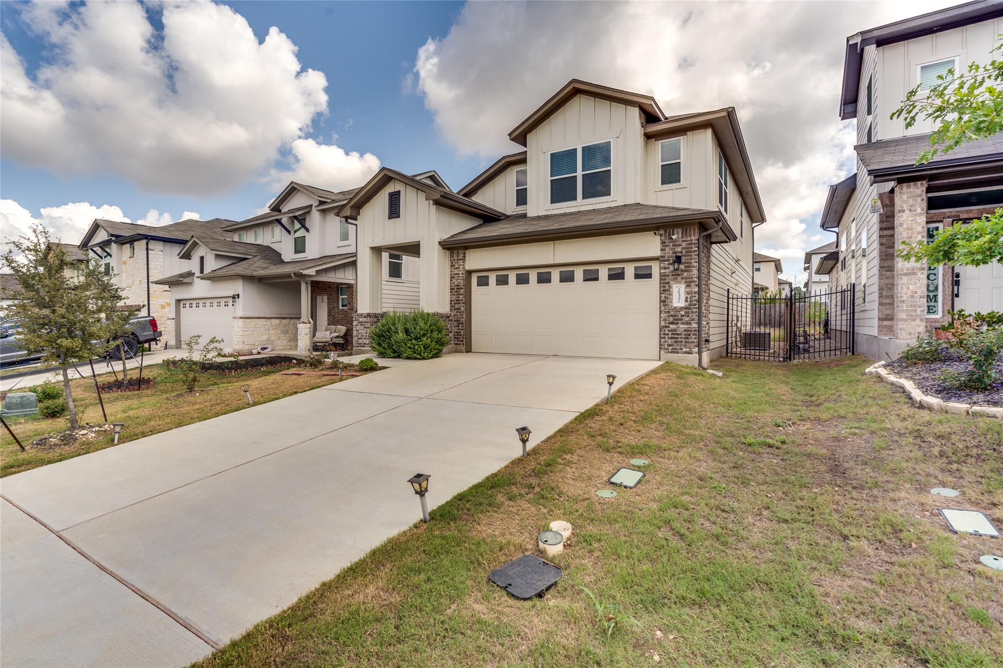 Listing photo 1 of 237  Hauser Dr
