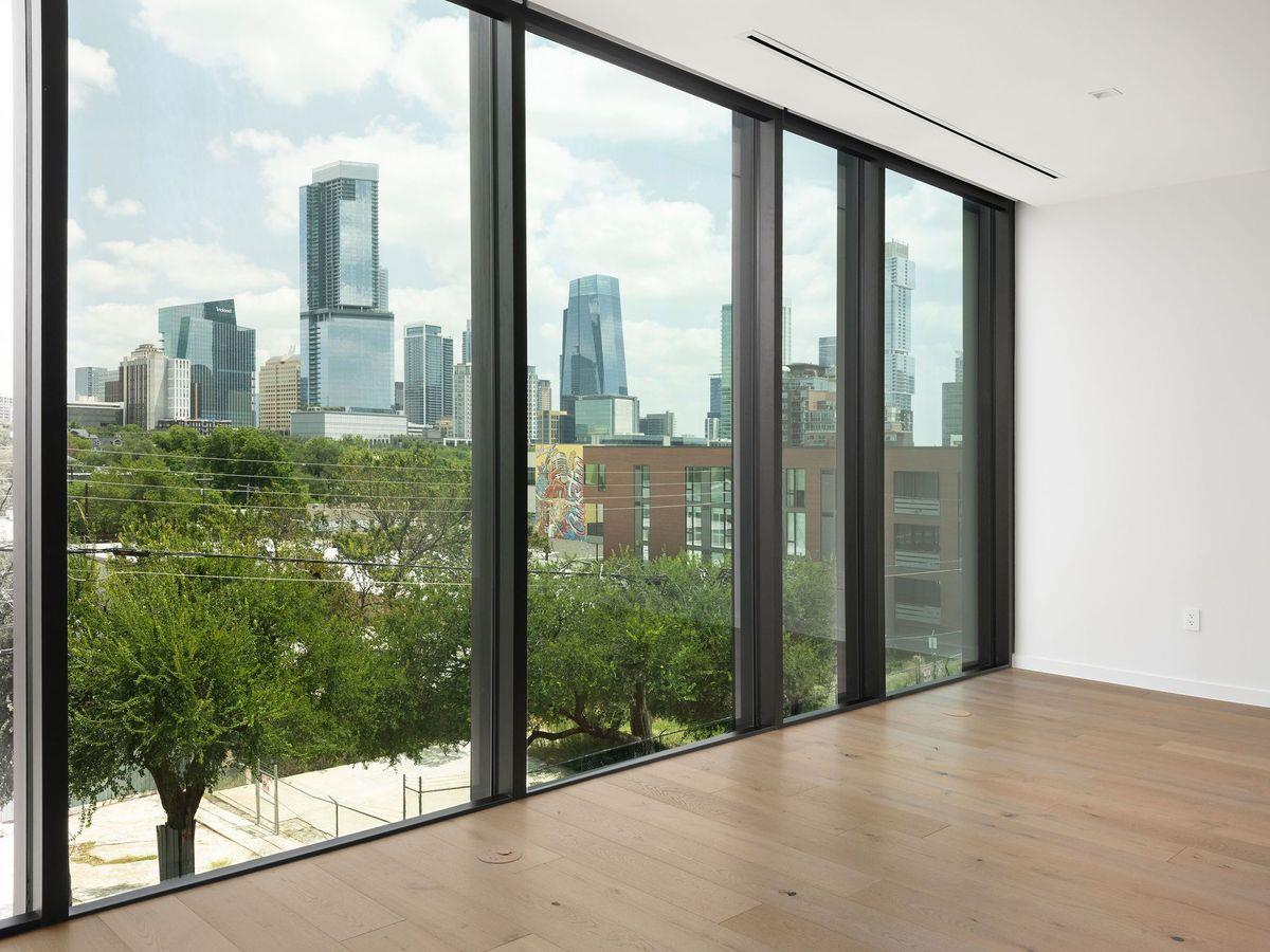 Ảnh nhà đang rao bán 1 của 1006  Baylor St  #304